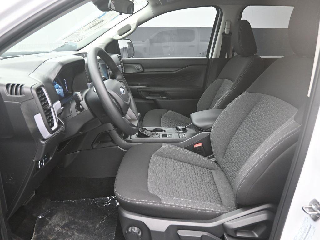 new 2025 Ford Ranger car, priced at $33,935