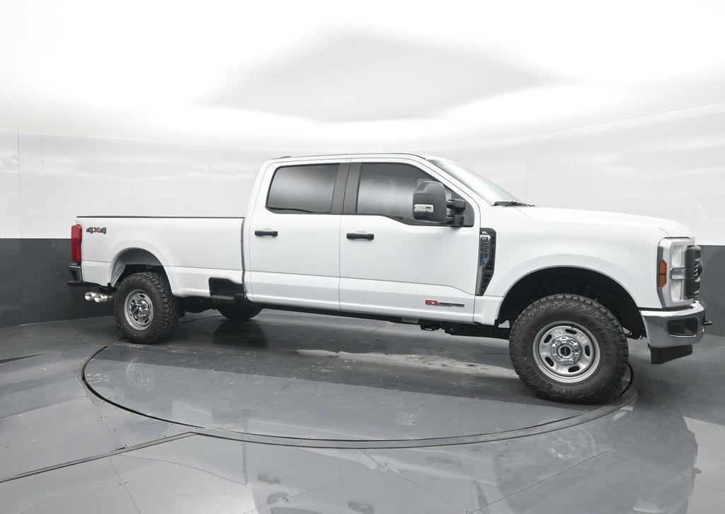 new 2025 Ford F-250 car, priced at $59,047