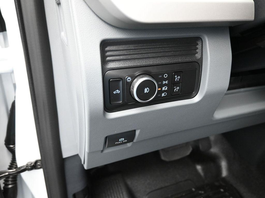 new 2025 Ford F-250 car, priced at $59,047