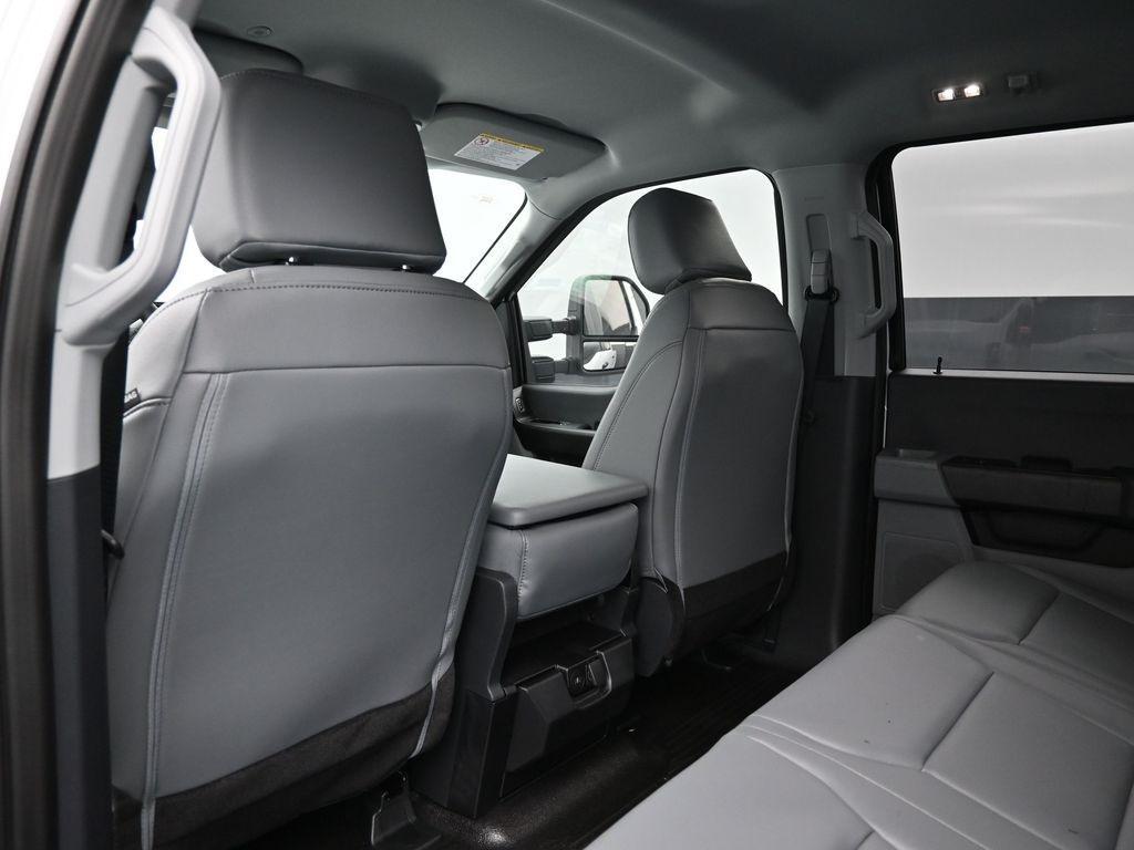 new 2025 Ford F-250 car, priced at $59,047