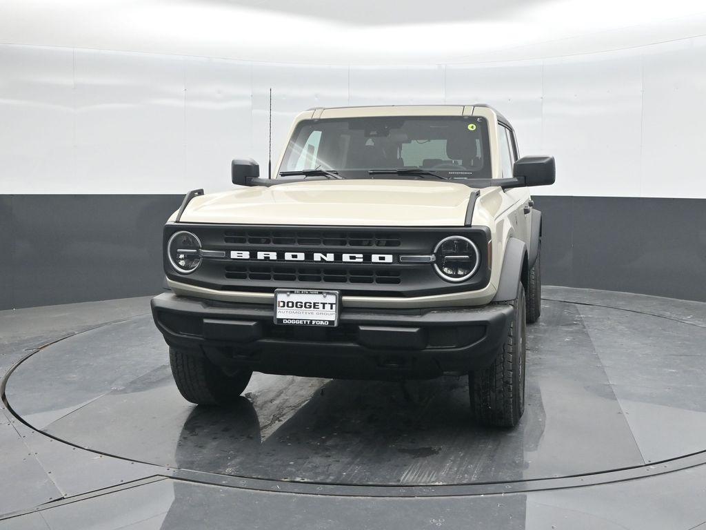 new 2025 Ford Bronco car, priced at $45,940