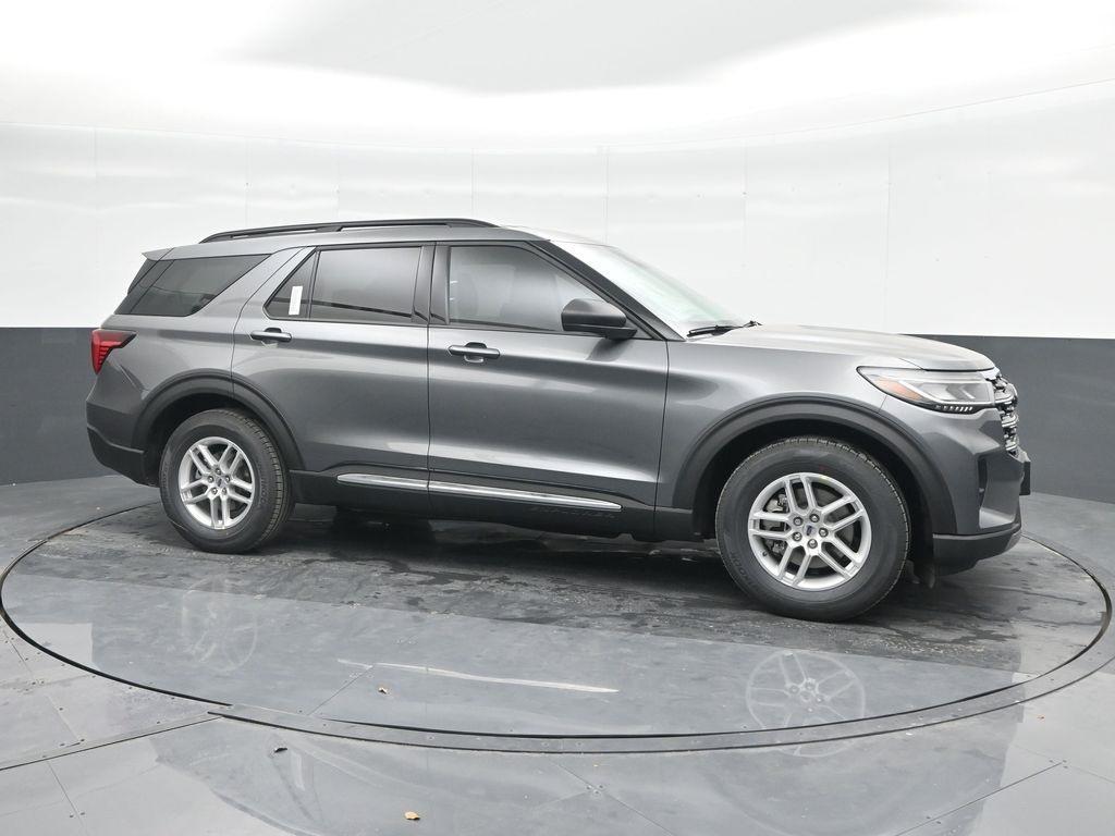 new 2025 Ford Explorer car, priced at $39,374