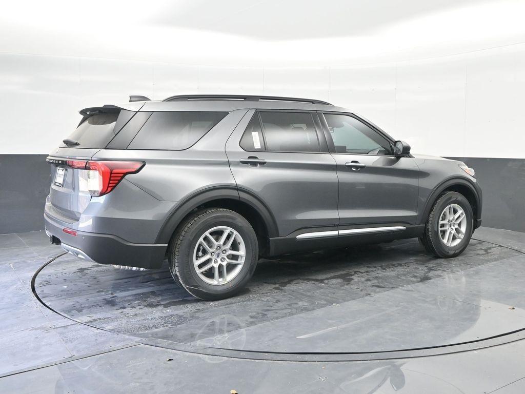 new 2025 Ford Explorer car, priced at $39,374