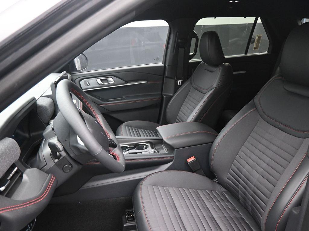 new 2025 Ford Explorer car, priced at $45,226