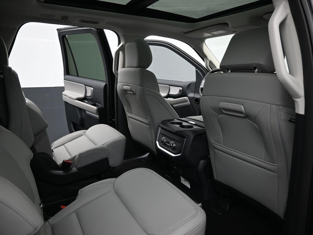 new 2025 Ford Expedition Max car, priced at $68,144