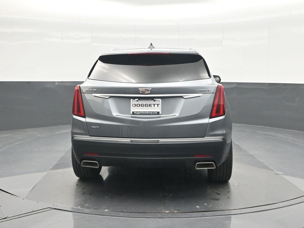 used 2022 Cadillac XT5 car, priced at $23,991