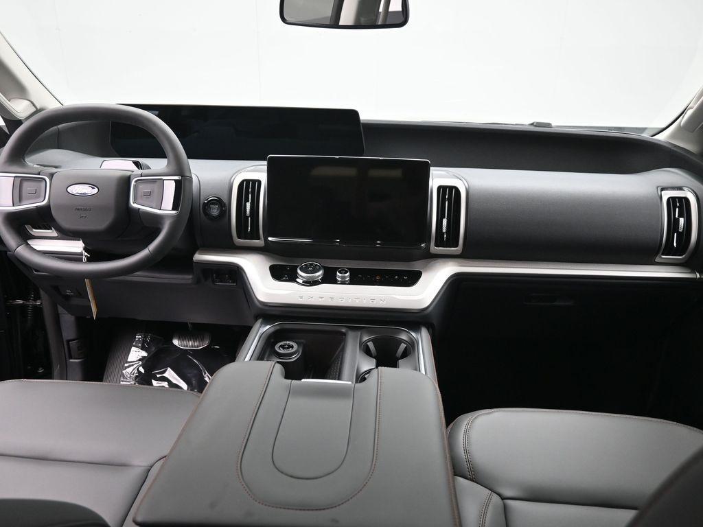 new 2025 Ford Expedition car, priced at $64,991