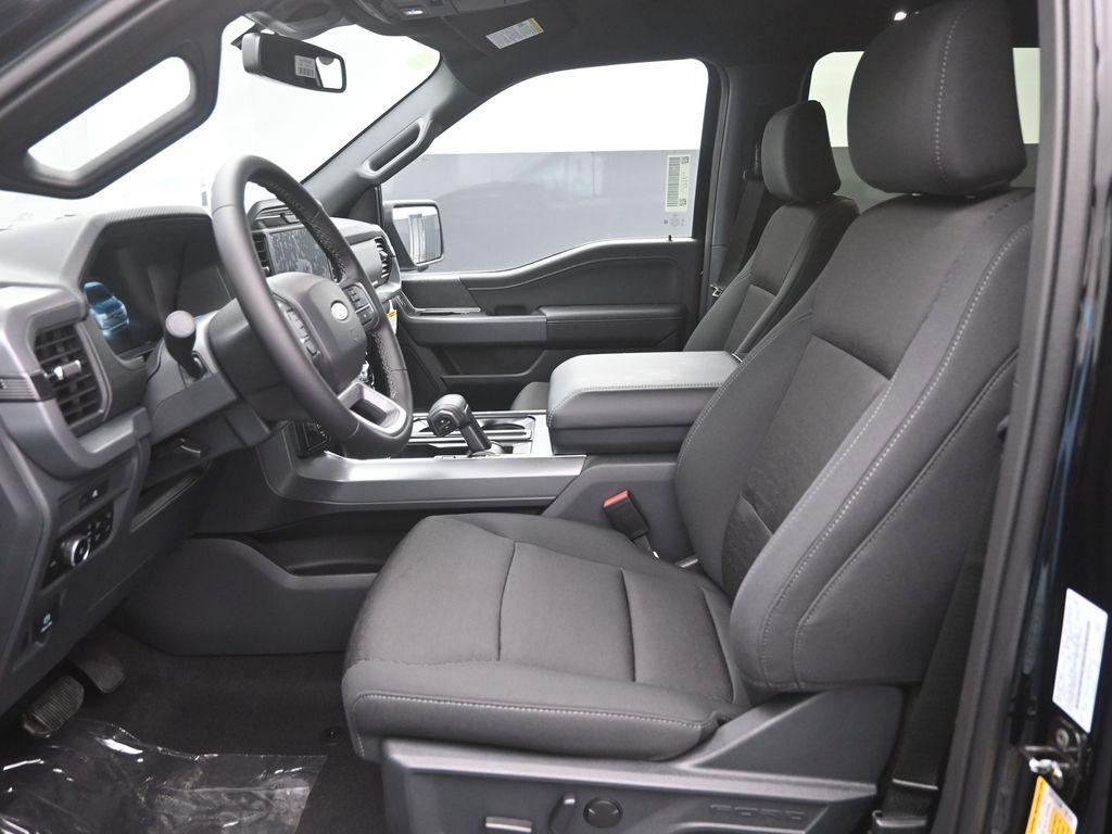 new 2025 Ford F-150 car, priced at $54,673
