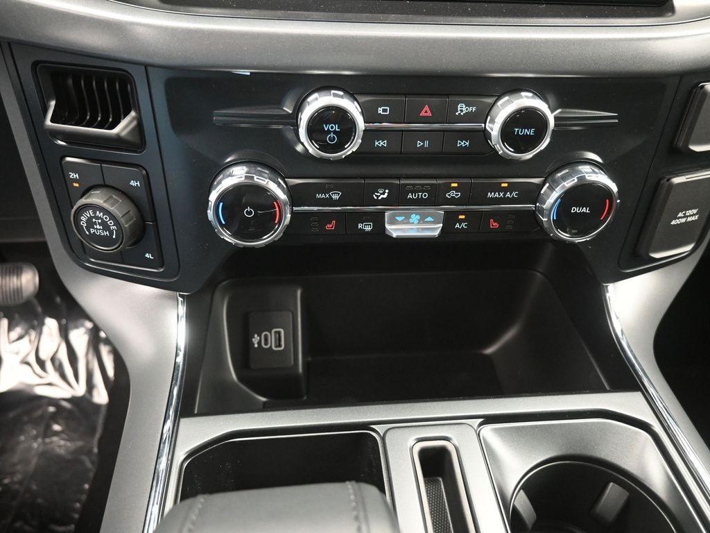 new 2025 Ford F-150 car, priced at $54,673