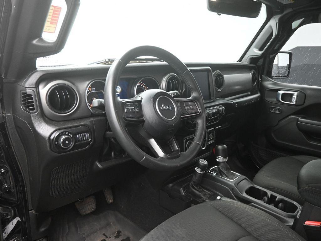 used 2022 Jeep Wrangler Unlimited car, priced at $36,294