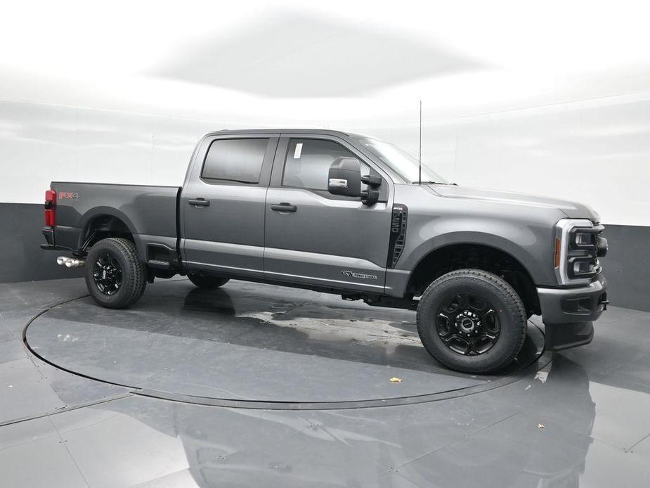 new 2024 Ford F-250 car, priced at $65,466