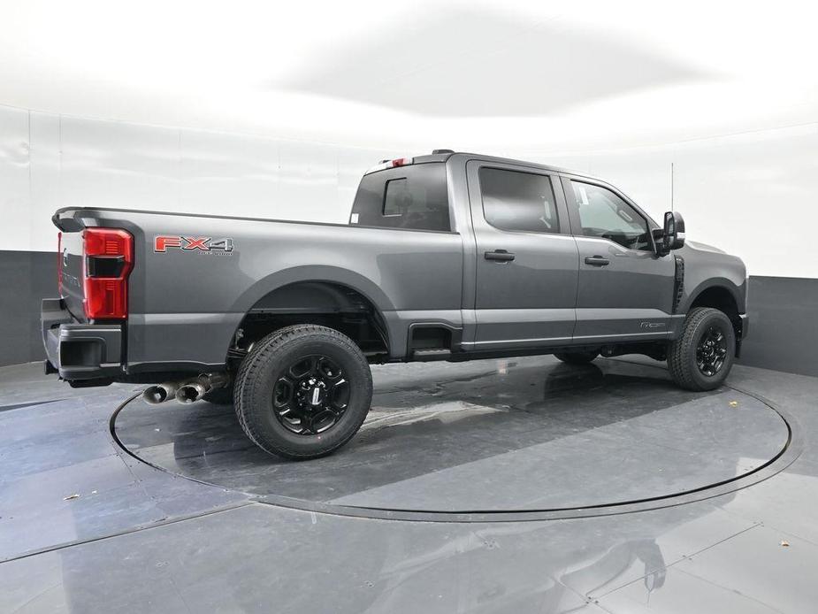 new 2024 Ford F-250 car, priced at $65,466