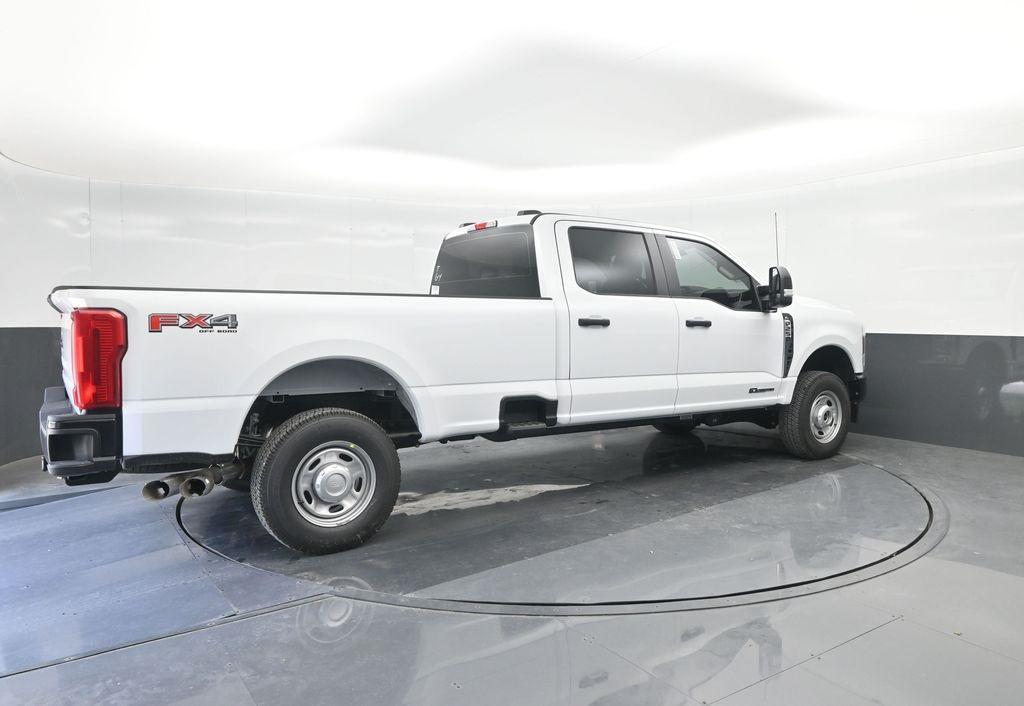 new 2025 Ford F-250 car, priced at $58,274