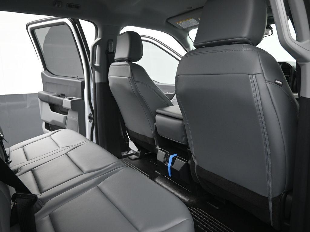 new 2025 Ford F-250 car, priced at $58,274