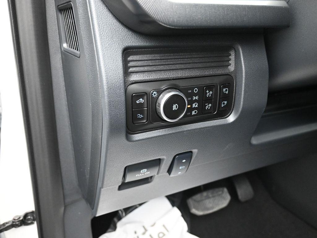 new 2025 Ford F-250 car, priced at $88,975