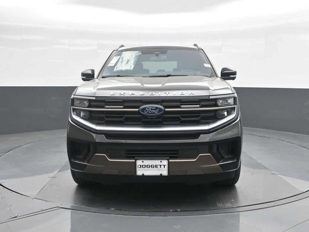new 2025 Ford Expedition car, priced at $81,862