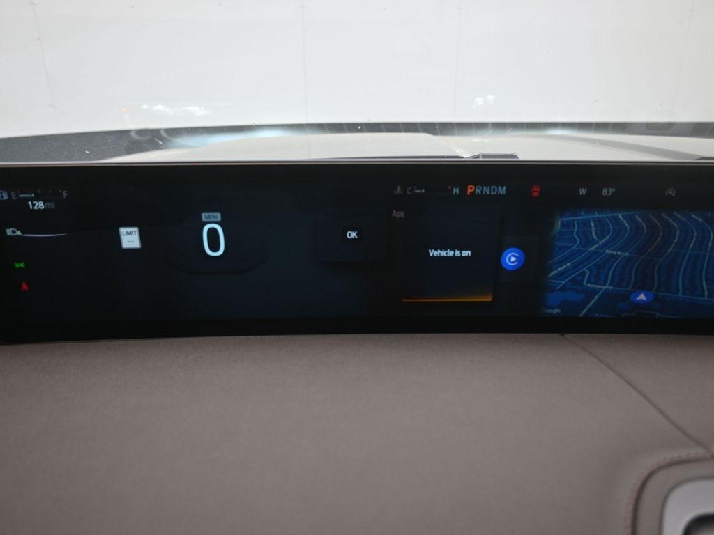 new 2025 Ford Expedition car, priced at $81,862