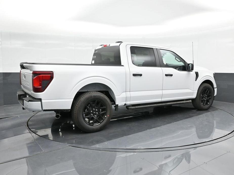 new 2024 Ford F-150 car, priced at $39,087