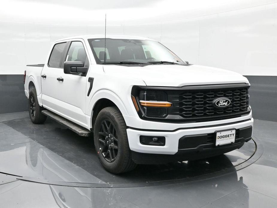 new 2024 Ford F-150 car, priced at $39,087