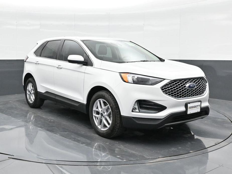 new 2024 Ford Edge car, priced at $34,220