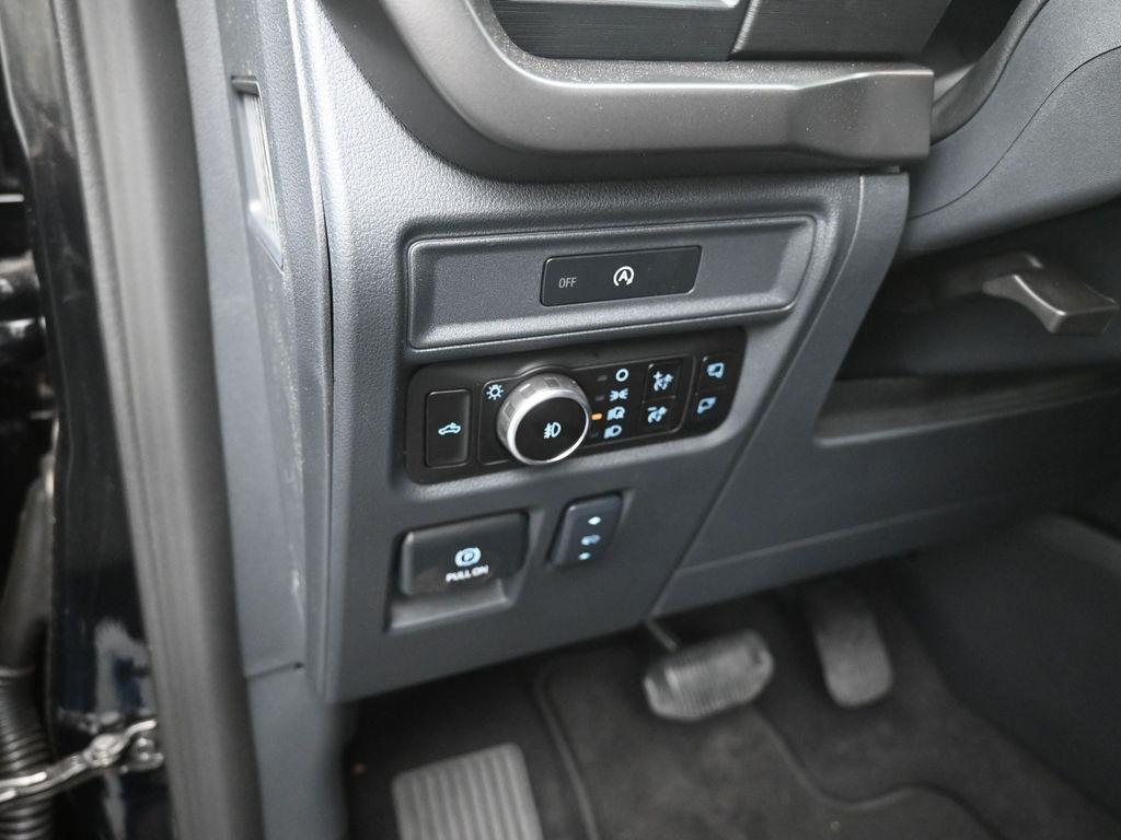 new 2025 Ford F-150 car, priced at $60,232