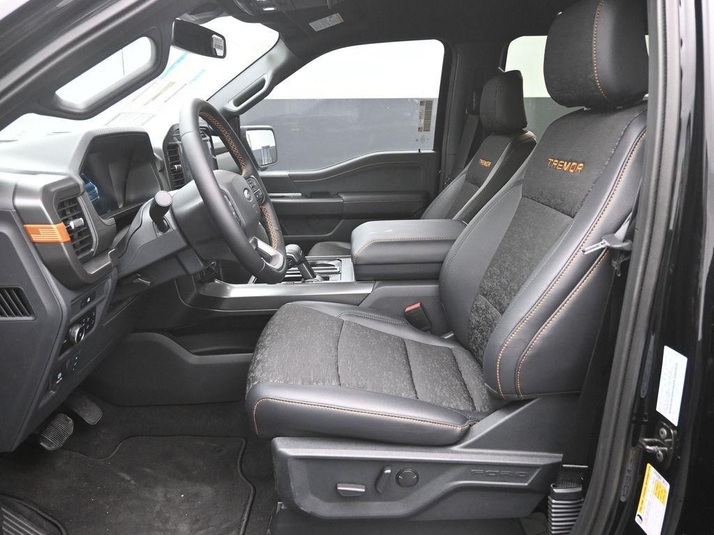 new 2025 Ford F-150 car, priced at $60,232