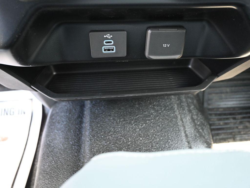 new 2025 Ford F-250 car, priced at $67,477