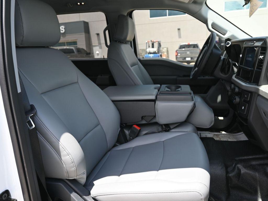 new 2025 Ford F-250 car, priced at $67,477