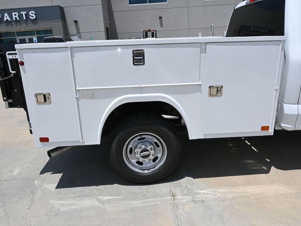 new 2025 Ford F-250 car, priced at $67,477