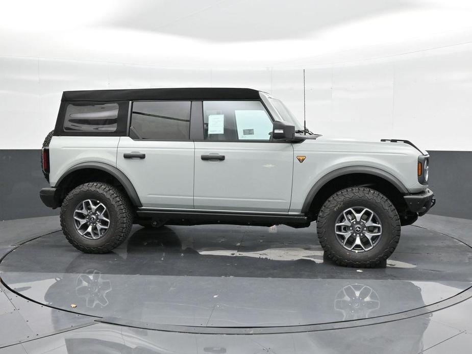 new 2024 Ford Bronco car, priced at $54,624