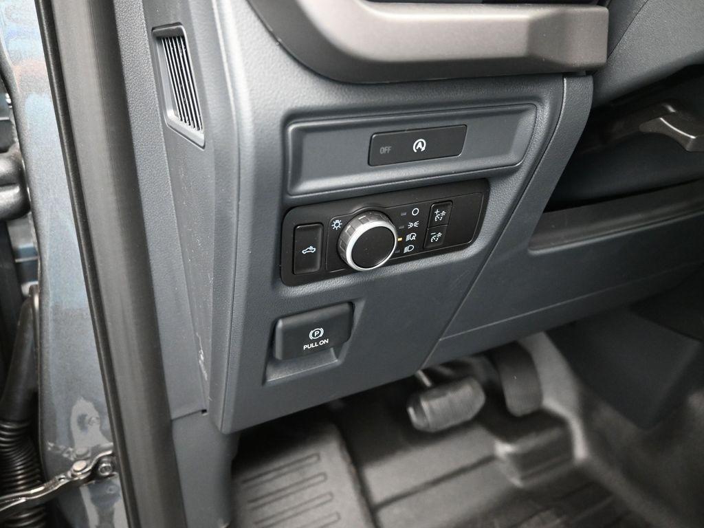 new 2025 Ford F-150 car, priced at $41,005
