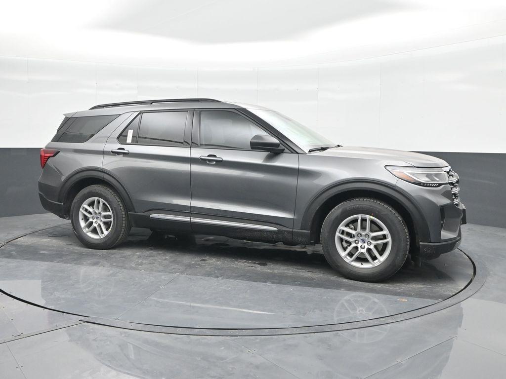 new 2025 Ford Explorer car, priced at $39,621