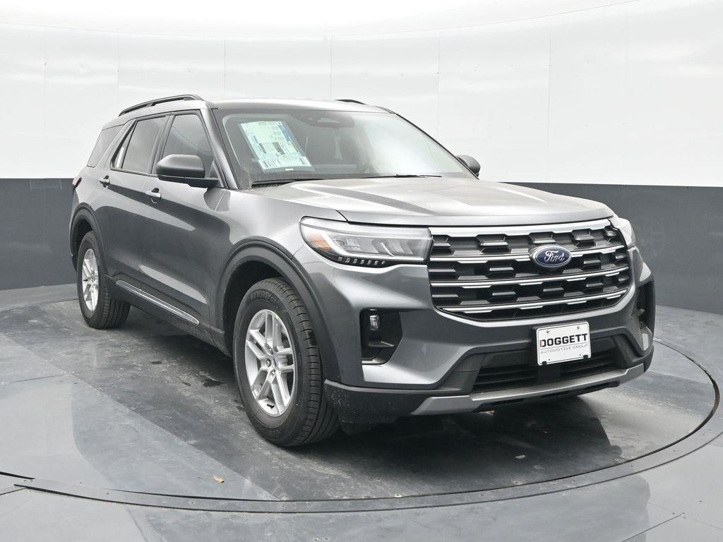 new 2025 Ford Explorer car, priced at $39,621