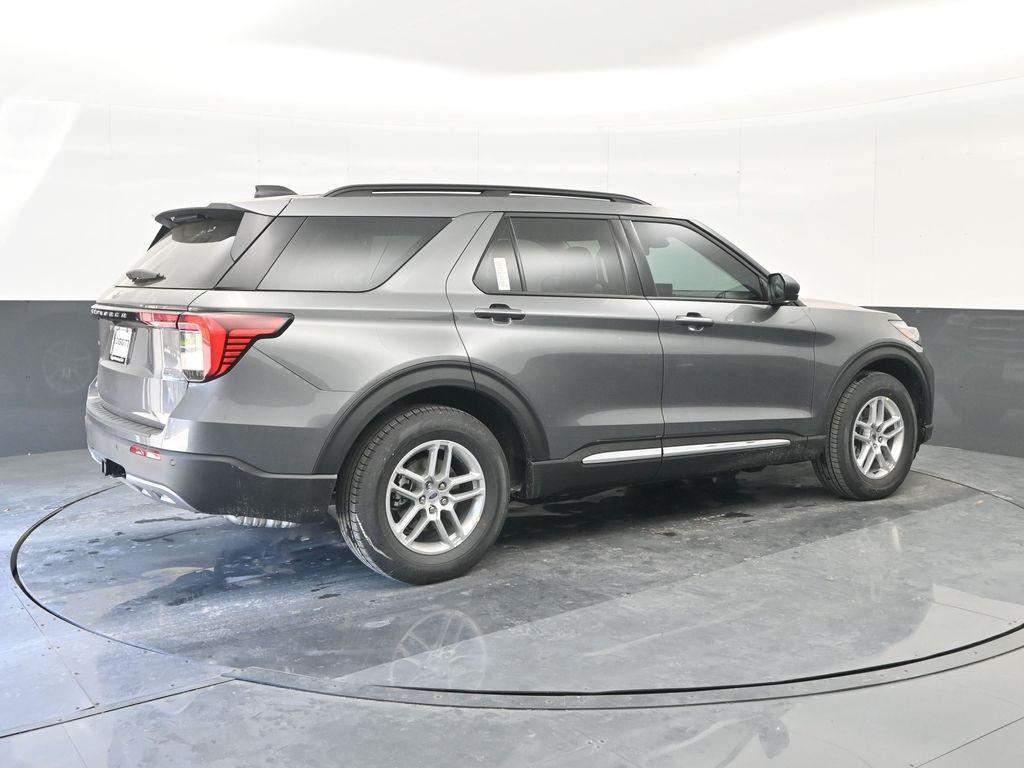 new 2025 Ford Explorer car, priced at $39,621