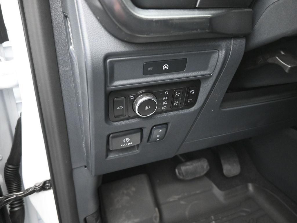 new 2025 Ford F-150 car, priced at $63,094