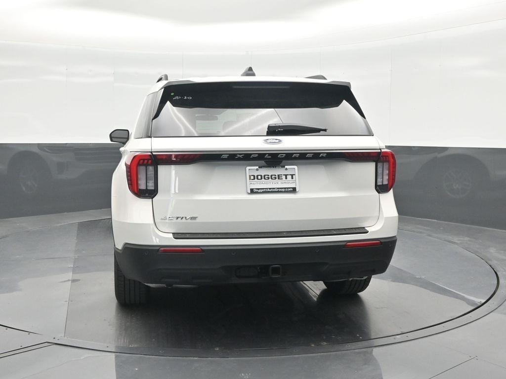 new 2025 Ford Explorer car, priced at $37,637