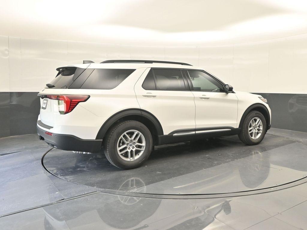 new 2025 Ford Explorer car, priced at $37,637