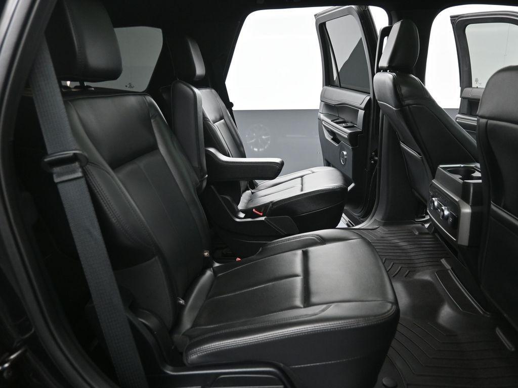 used 2021 Ford Expedition car, priced at $32,992