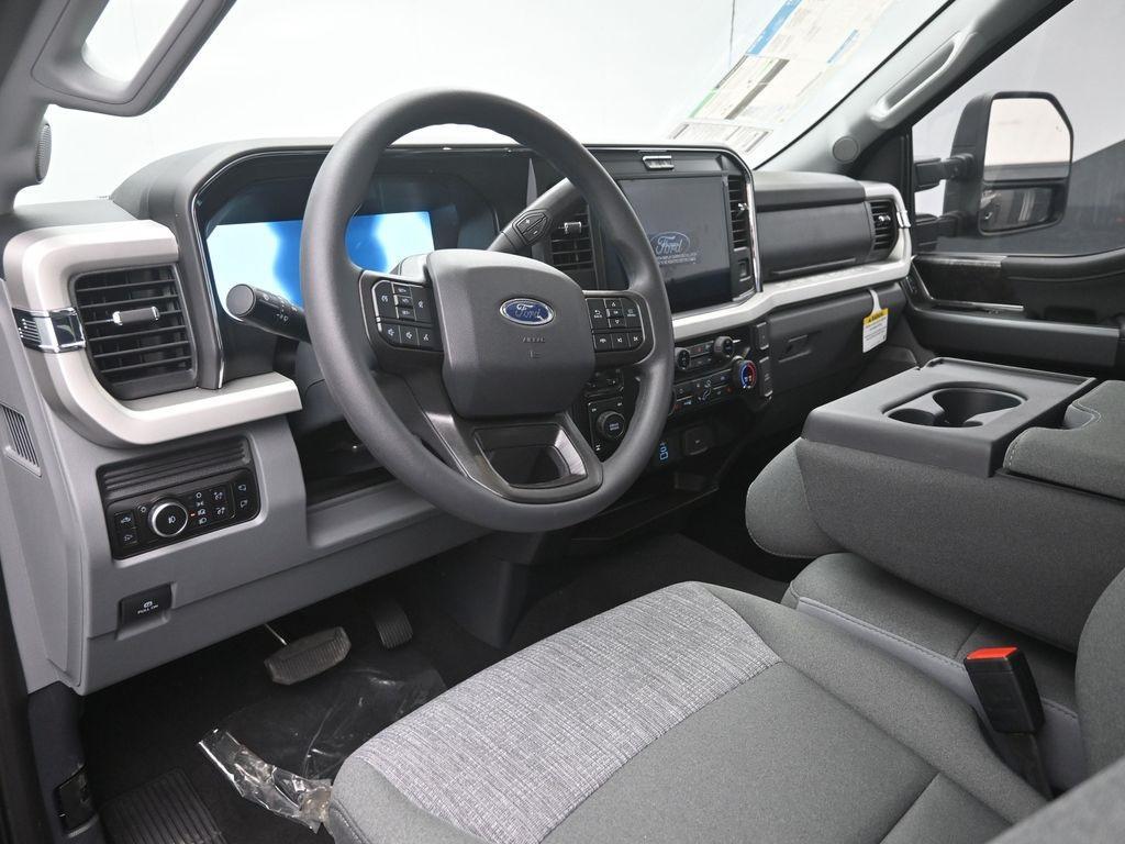 new 2025 Ford F-250 car, priced at $71,730
