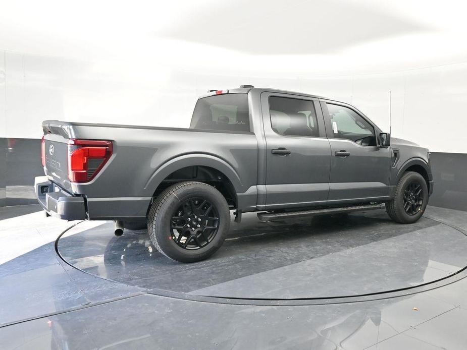 new 2024 Ford F-150 car, priced at $39,465