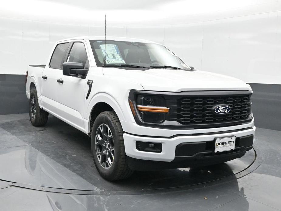 new 2024 Ford F-150 car, priced at $38,020