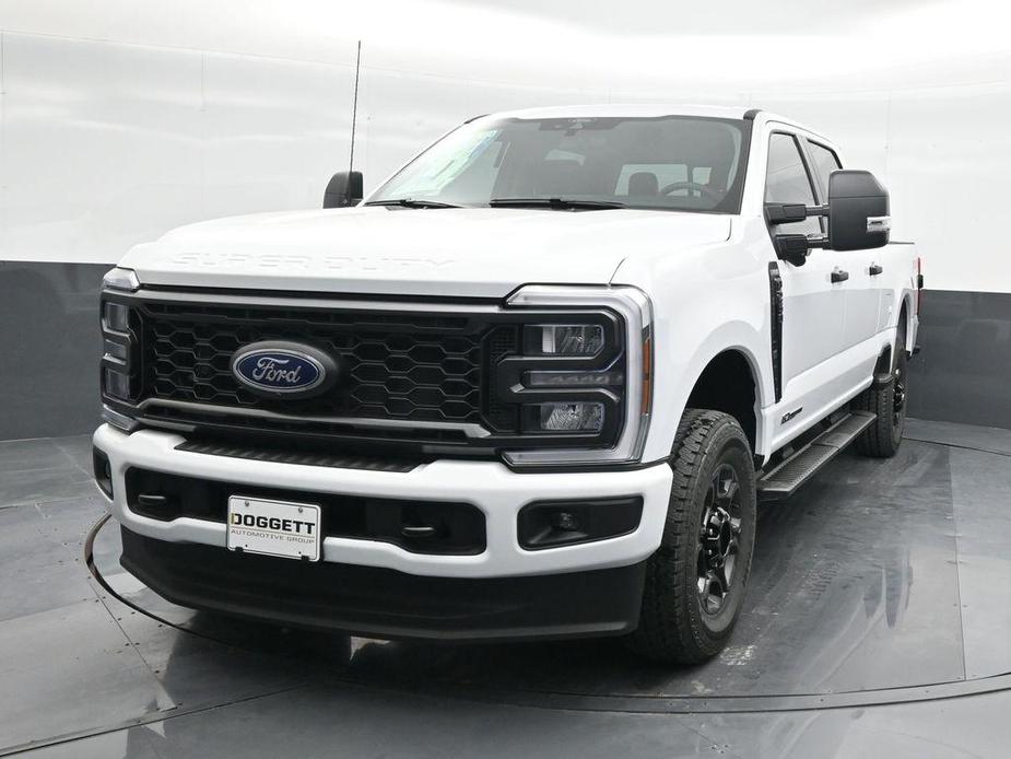 new 2024 Ford F-250 car, priced at $64,371