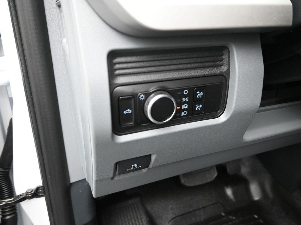 new 2025 Ford F-250 car, priced at $65,670