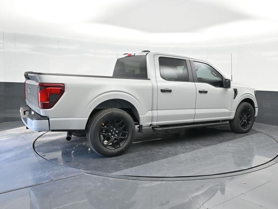 new 2024 Ford F-150 car, priced at $39,465