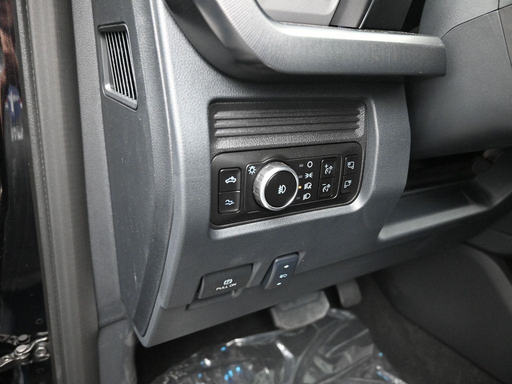new 2025 Ford F-250 car, priced at $88,966