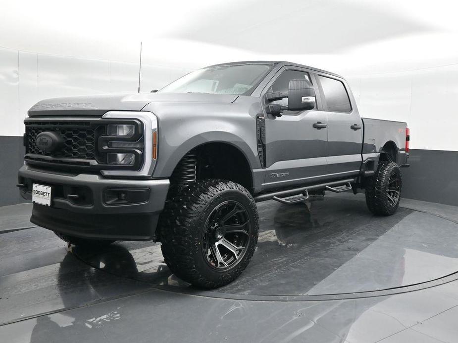 new 2024 Ford F-250 car, priced at $73,922