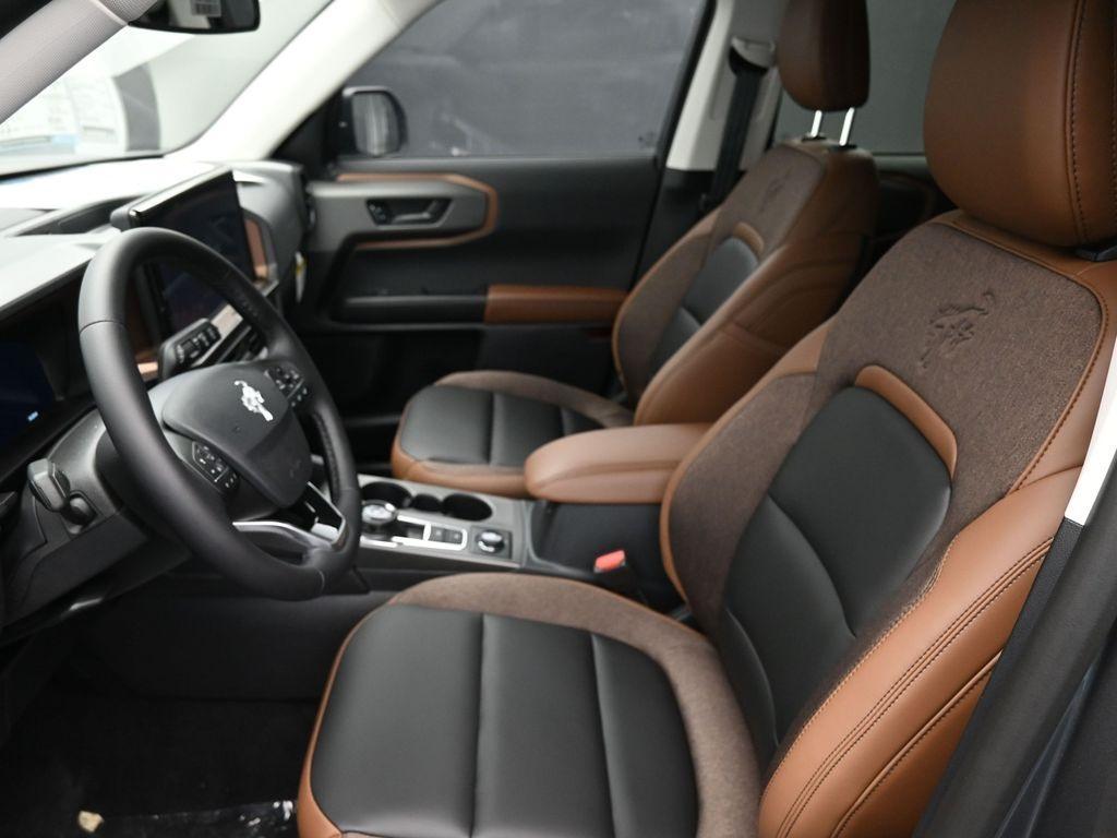 new 2025 Ford Bronco Sport car, priced at $33,401