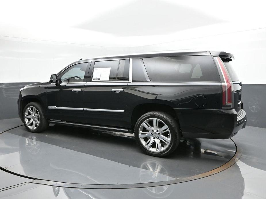 used 2019 Cadillac Escalade ESV car, priced at $32,992