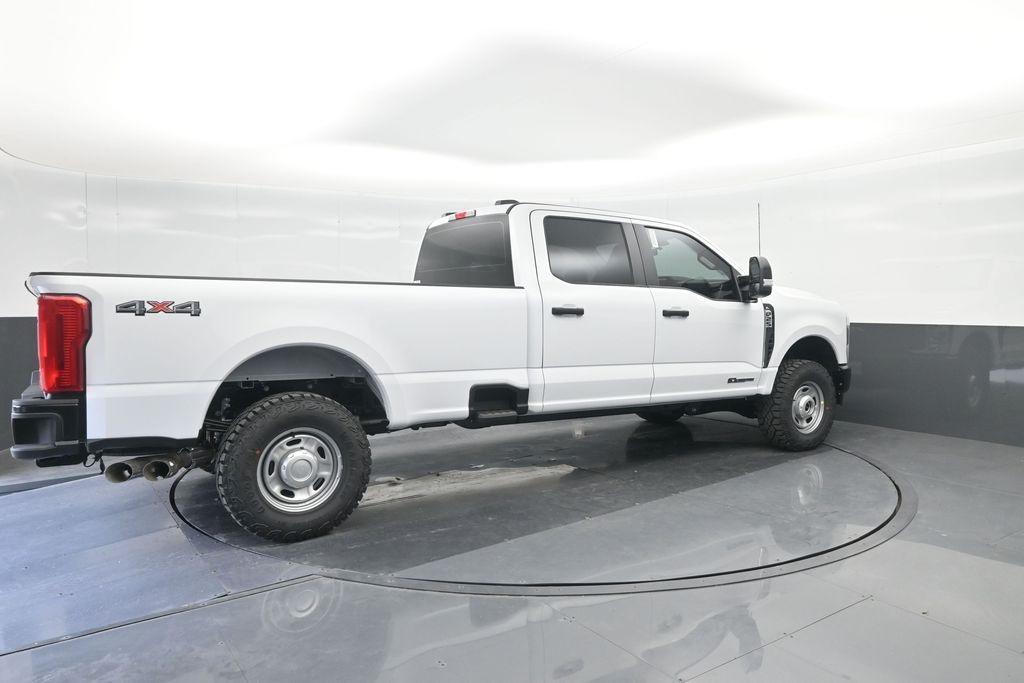 new 2025 Ford F-250 car, priced at $60,374