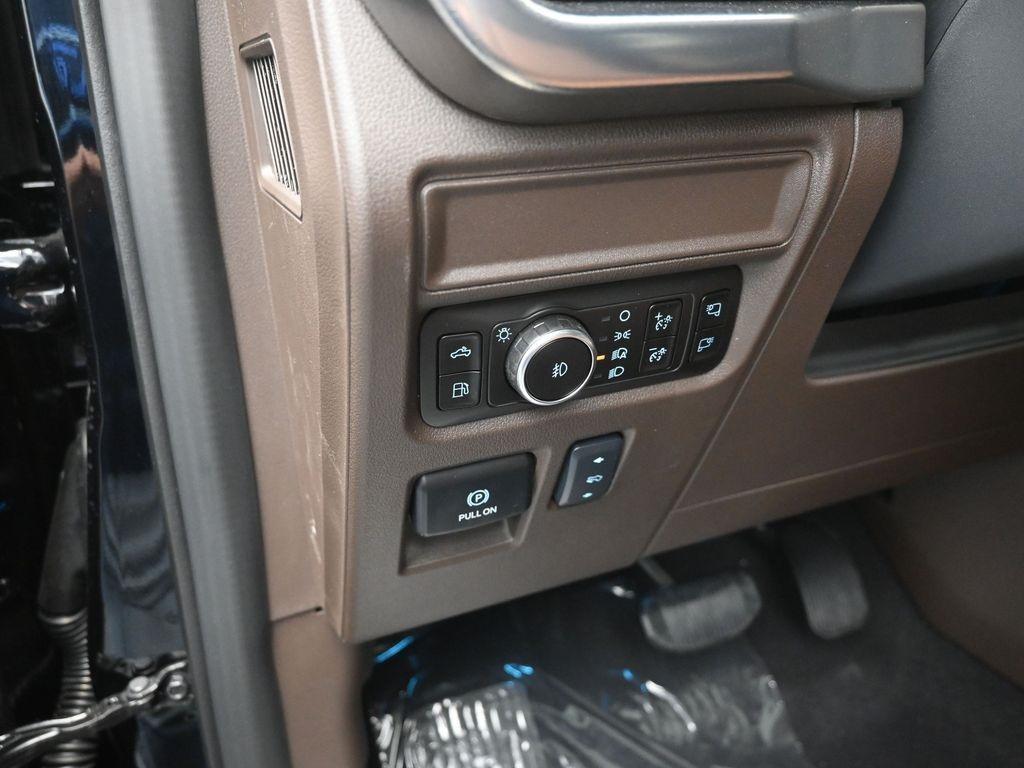 new 2025 Ford F-150 car, priced at $75,501